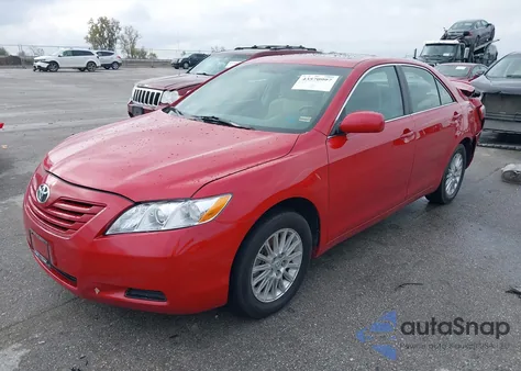 2007 Toyota Camry Le V6 z USA, uszkodzony, nr VIN 4T1BK46K97U047738